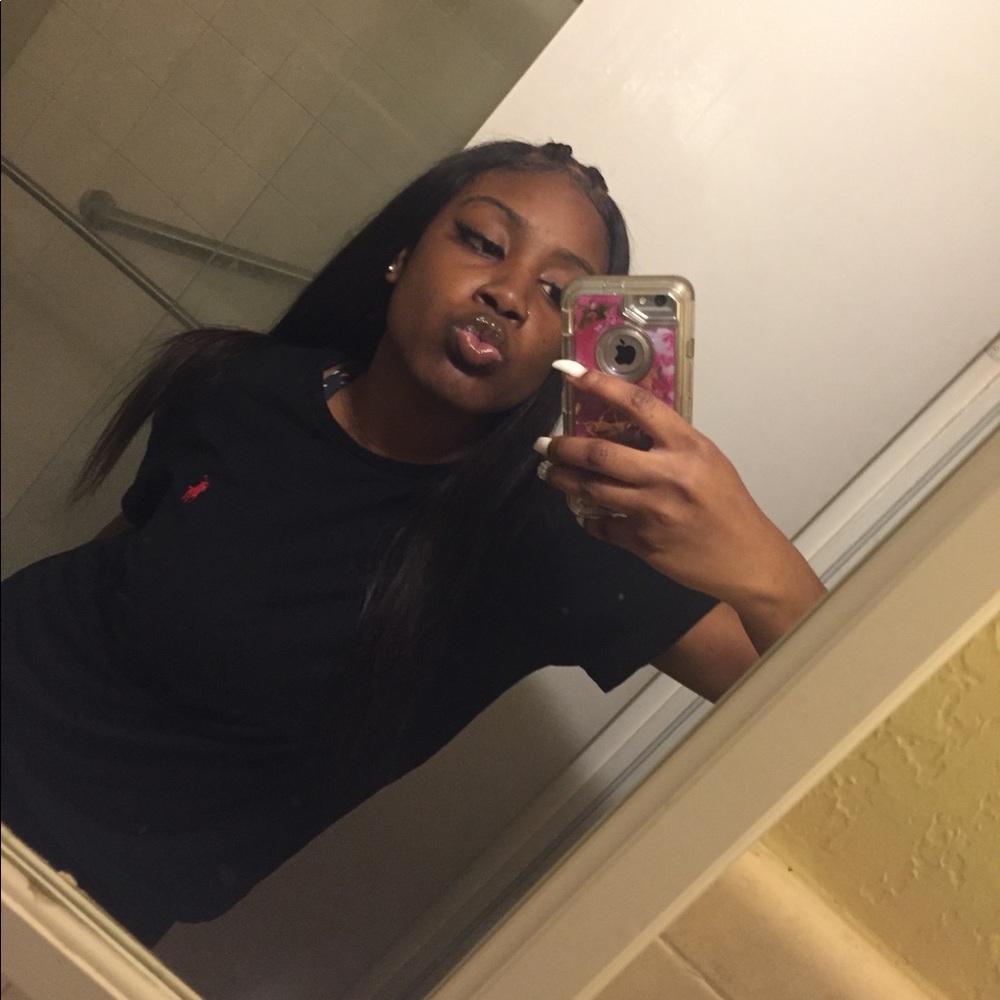 Meet your Posher, Jaila